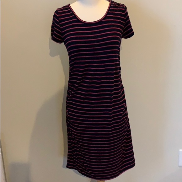 Liz Lange for Target Dresses & Skirts - Navy & Hot Pink stripe Maternity tee shirt dress Liz Lange for Target Dresses & Skirts - Navy & Hot Pink stripe Maternity tee shirt dress